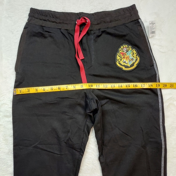 Harry Potter Hogwarts Universal Studios Black High Rise Joggers Size S - Picture 5 of 12